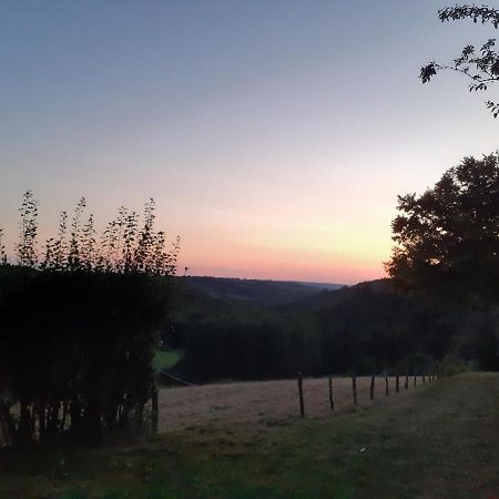 Chambre D'Hotes La Grange Chalagnac Εξωτερικό φωτογραφία